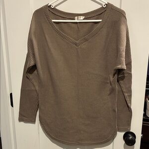 Waffle Knit V-Neck Pullover Top